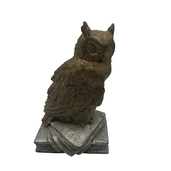 Vintage Concrete Owl Sculpture On Books Rustic Decor - Picture 1 of 5